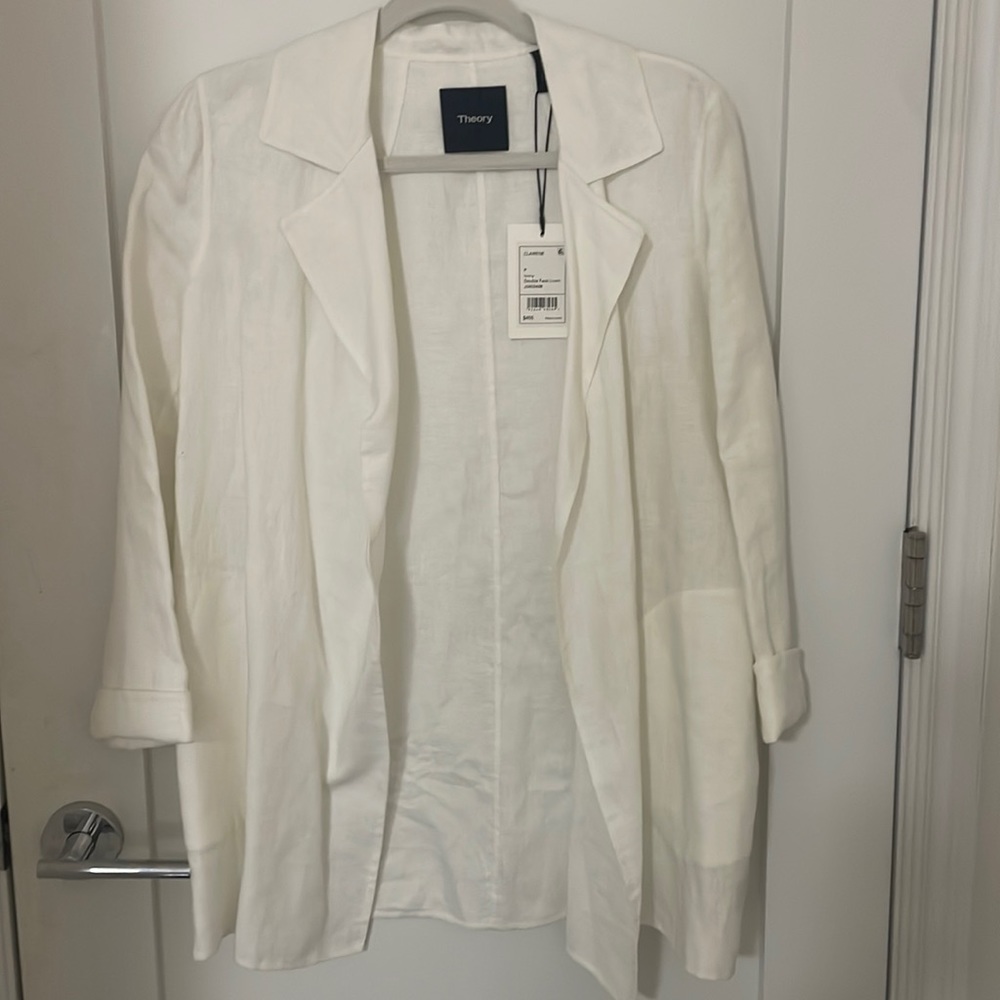 White theory linen blazer